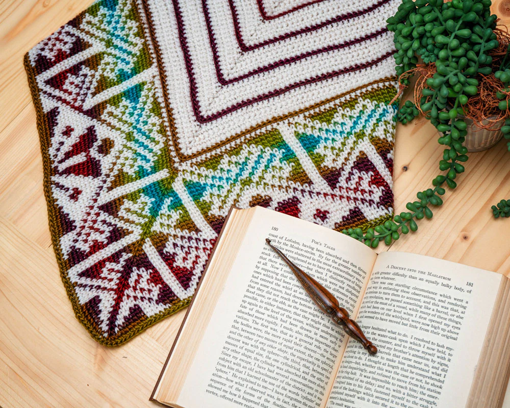 Triangle Crochet Cowl - Image 3