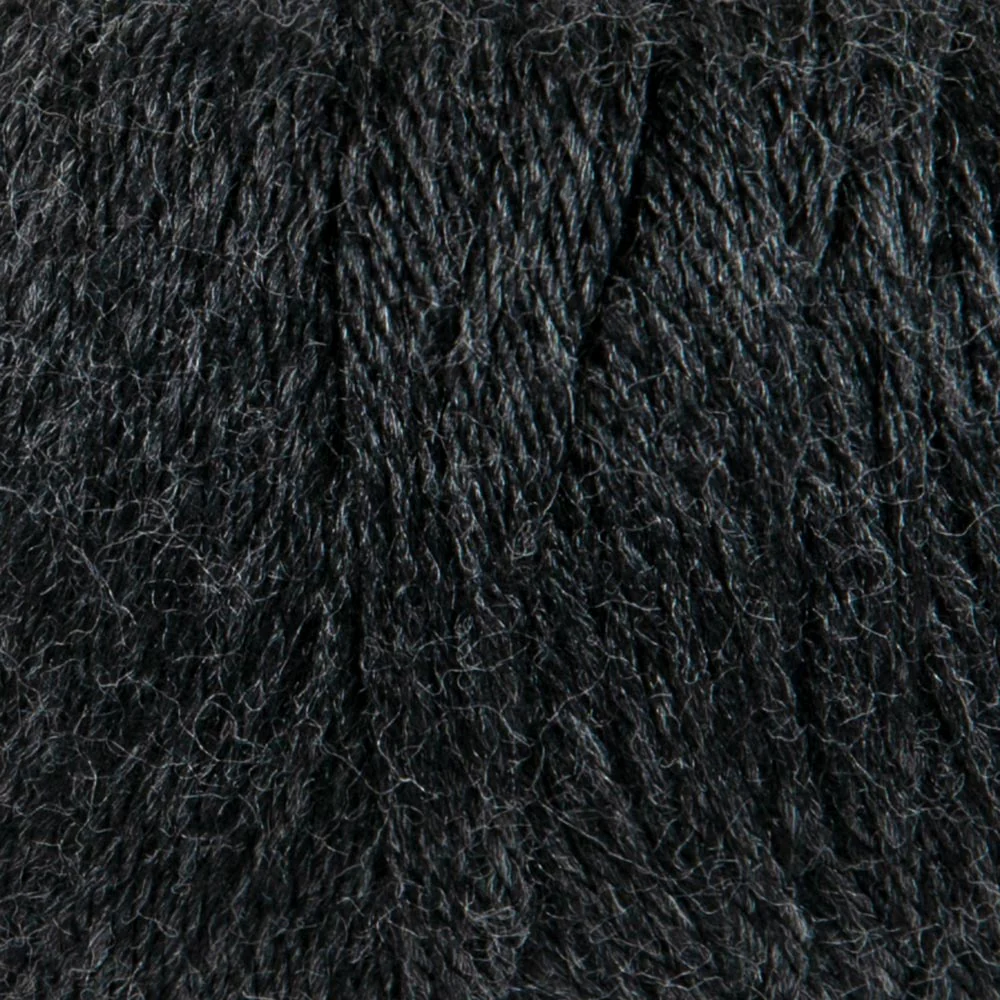 Winter Welcome Throw - Image 8