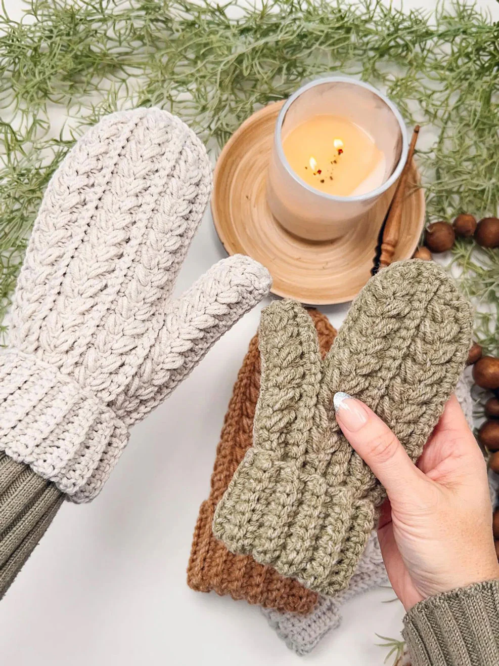 Winter Wheat Flat Crochet Mittens - Image 3