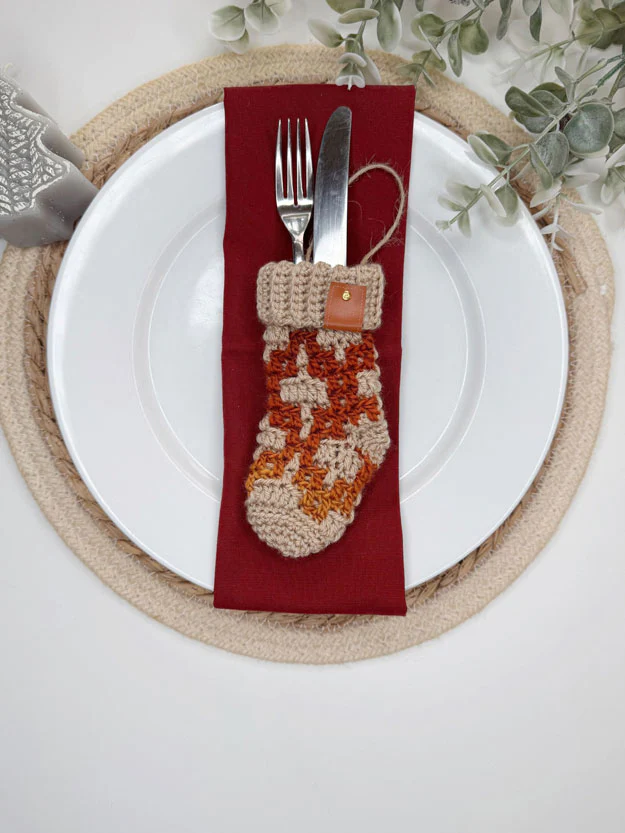 Yuletide Mosaic Mini Stockings - Image 9