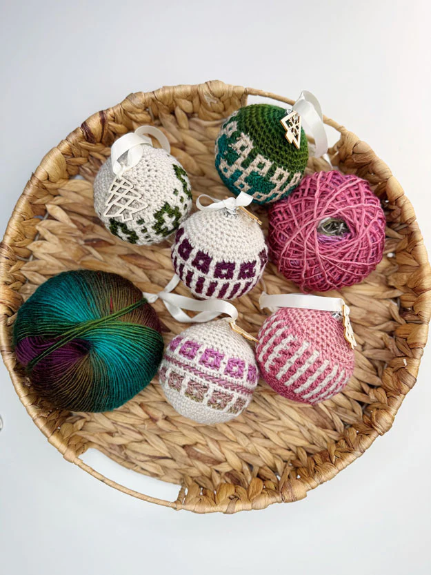 Yuletide Mosaic Ornaments - Image 9