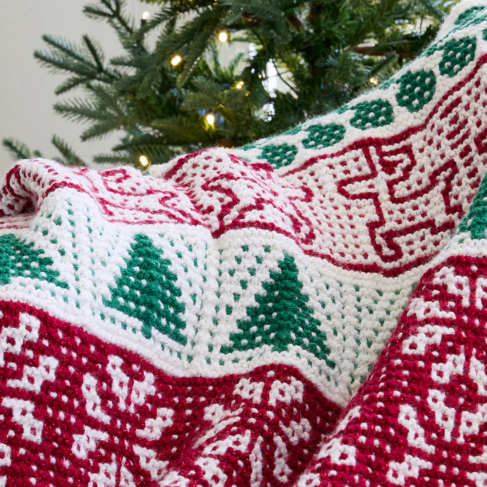 Yuletide Sparkle Lapghan - Image 5
